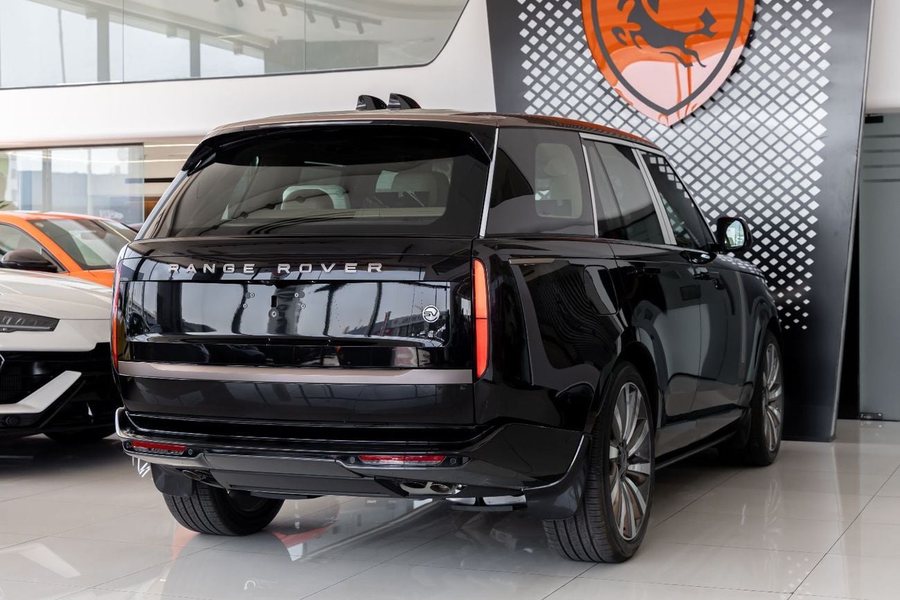 Land Rover Range Rover SV LWB P615 Range Rover | Vogue | SV | GCC | 4.4L Twin-Turbo V8 | SWB | AWD | VIP Rear Seats | 2026