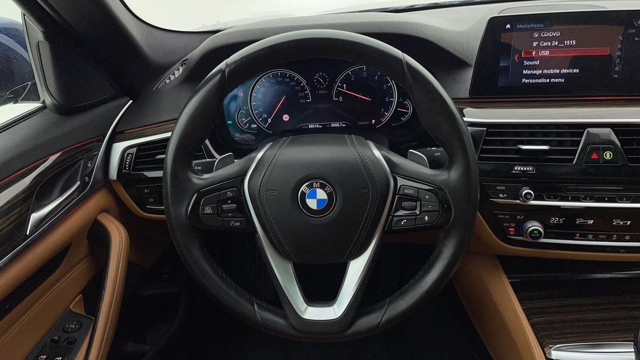 بي أم دبليو 530i LUXURY LINE 2 | بدون دفعة مقدمة | اختبار قيادة مجاني للمنزل