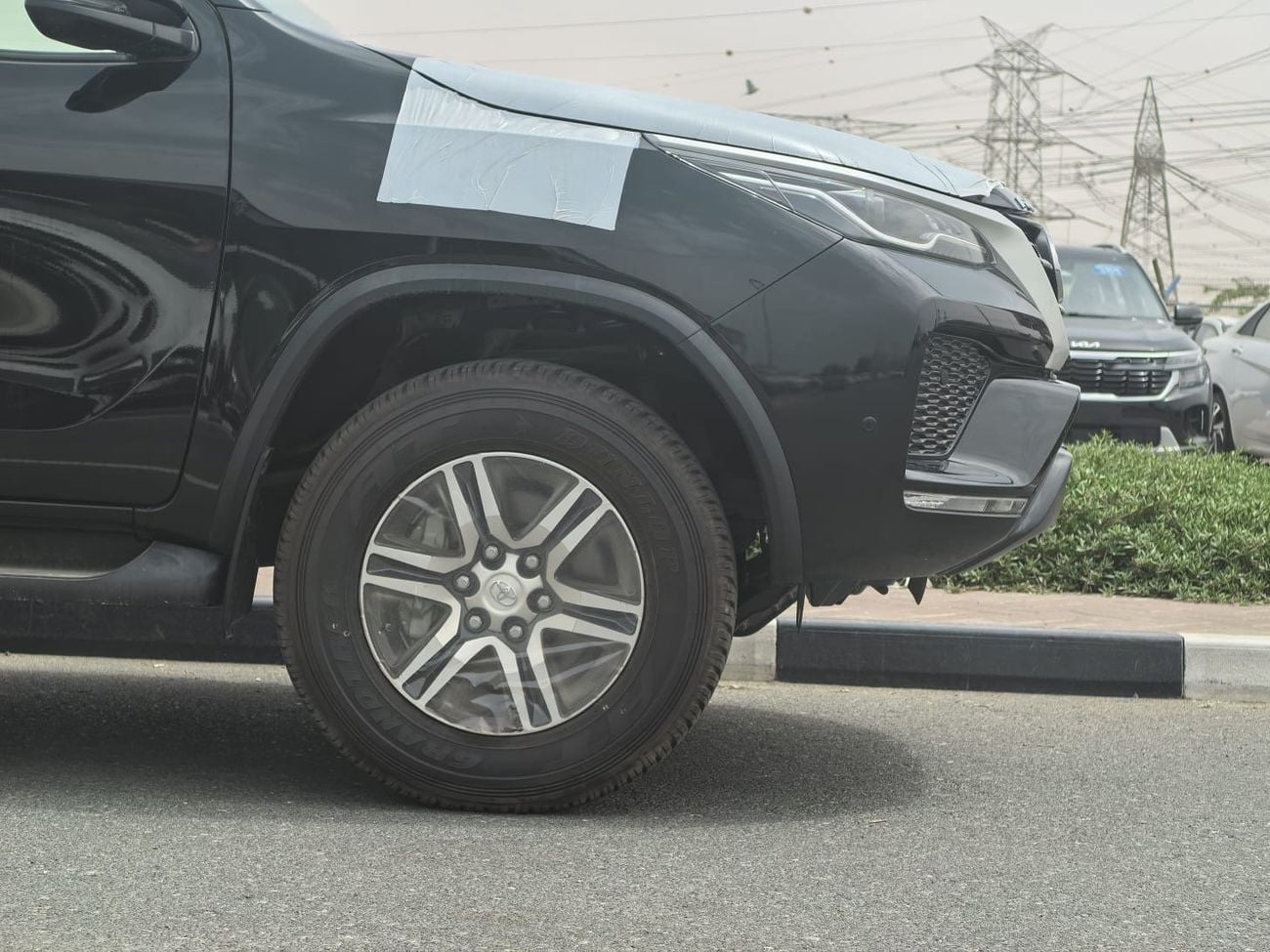 Toyota Fortuner EXR FORTUNER,2.7L,4X4,MANUAL AC,ROOF RACK,REAR VEIW CAMERA,17''AW,A/T,2026MY( FOR EXPORT ONLY)
