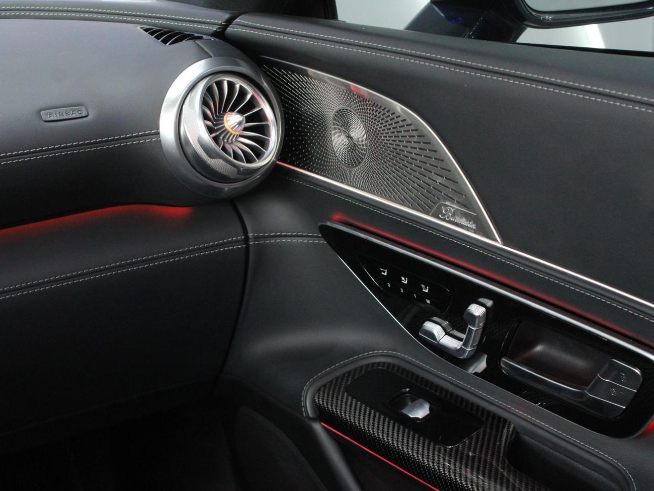 مرسيدس بنز SL 63 AMG - V8 Biturbo 4Matic | 2023