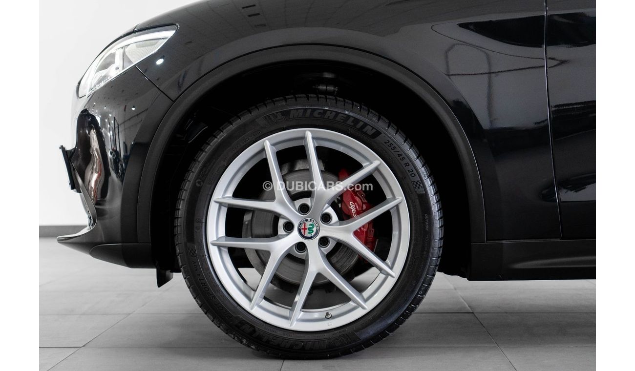 Alfa Romeo Stelvio 2019 Alfa Romeo Stelvio Super / Alfa Romeo Service & Warranty