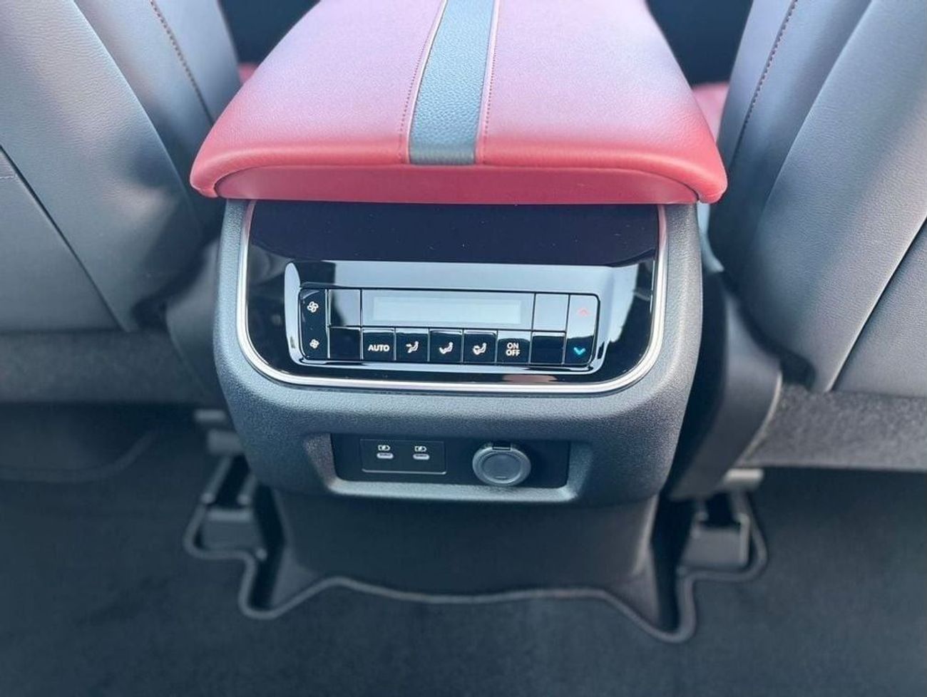 Nissan Patrol Nissan Patrol Platinum 3.5L Twin Turbo V6T (new shape)...