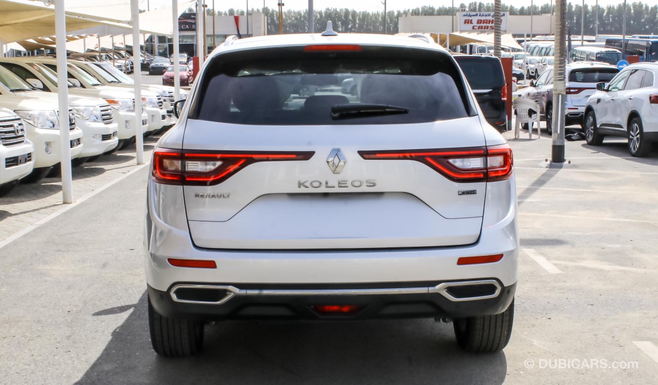 Renault Koleos 4X4 TOP OF THE RANGE 3 YEARS WARRANTY/SELF PARKING/PANORAMIC SUNROOF/BOSE SOUND SYSTEM