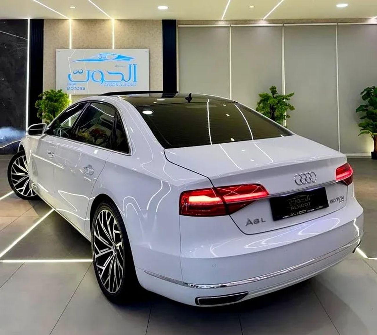 Audi A8 L 55 TFSI quattro 3.0L (335 HP)