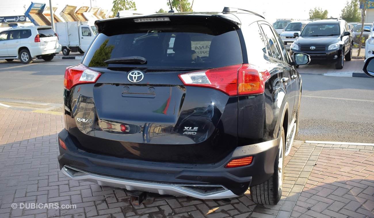 Toyota RAV4 XLE AWD