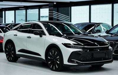 تويوتا كراون Toyota Crown Hybrid 2.4L Full Option | GCC |