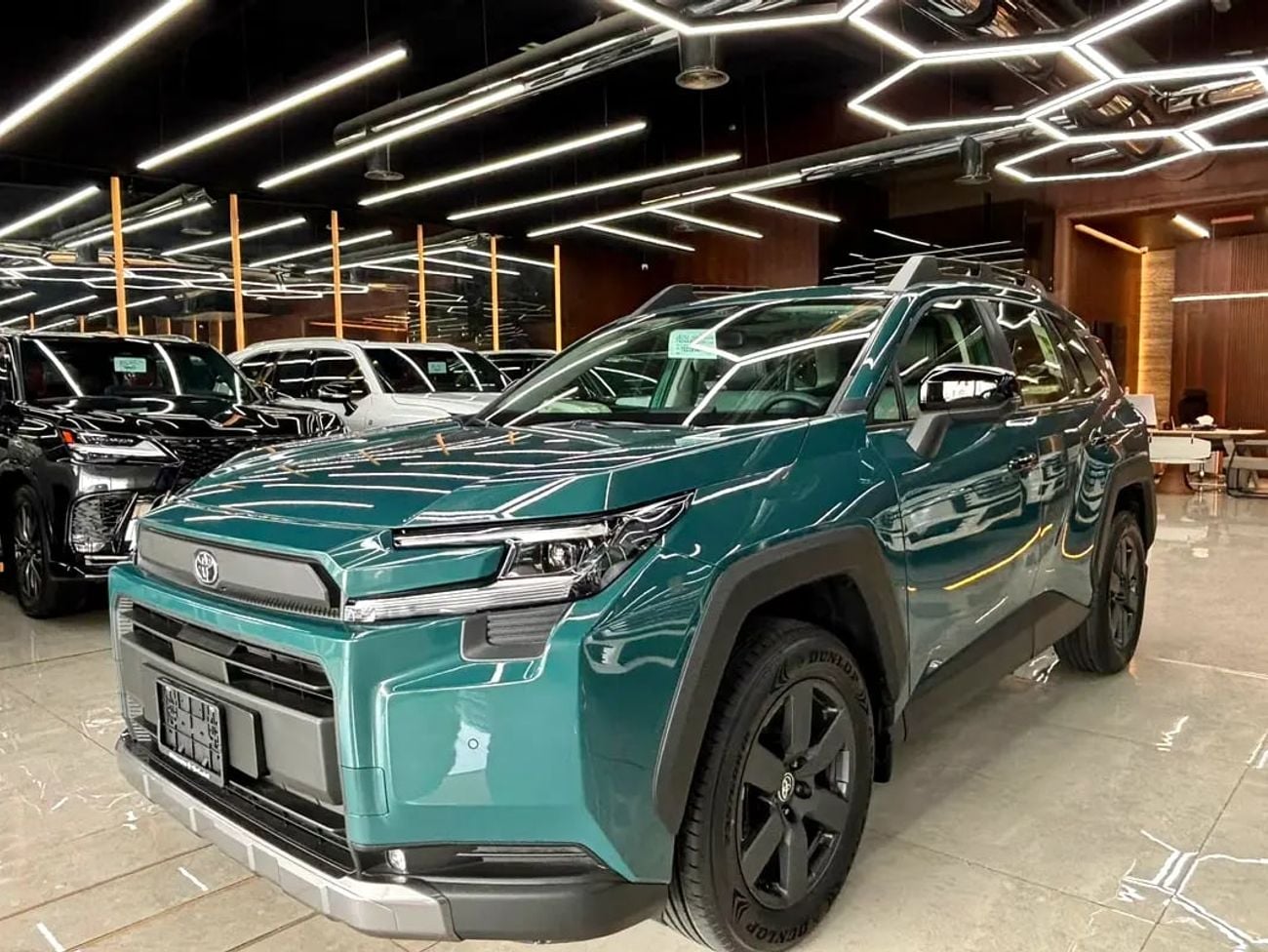تويوتا راف ٤ ADVENTURE RAV4 Adventure - Brand GCC Specs