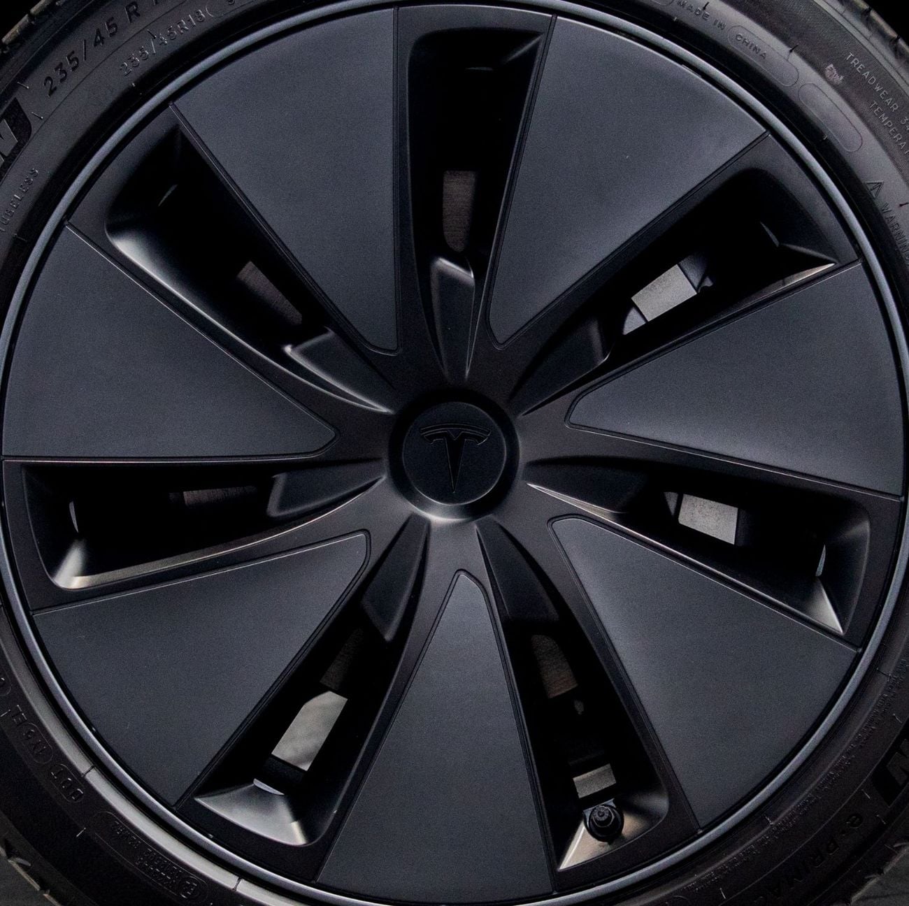 Tesla Model 3 STANDARD RANGE