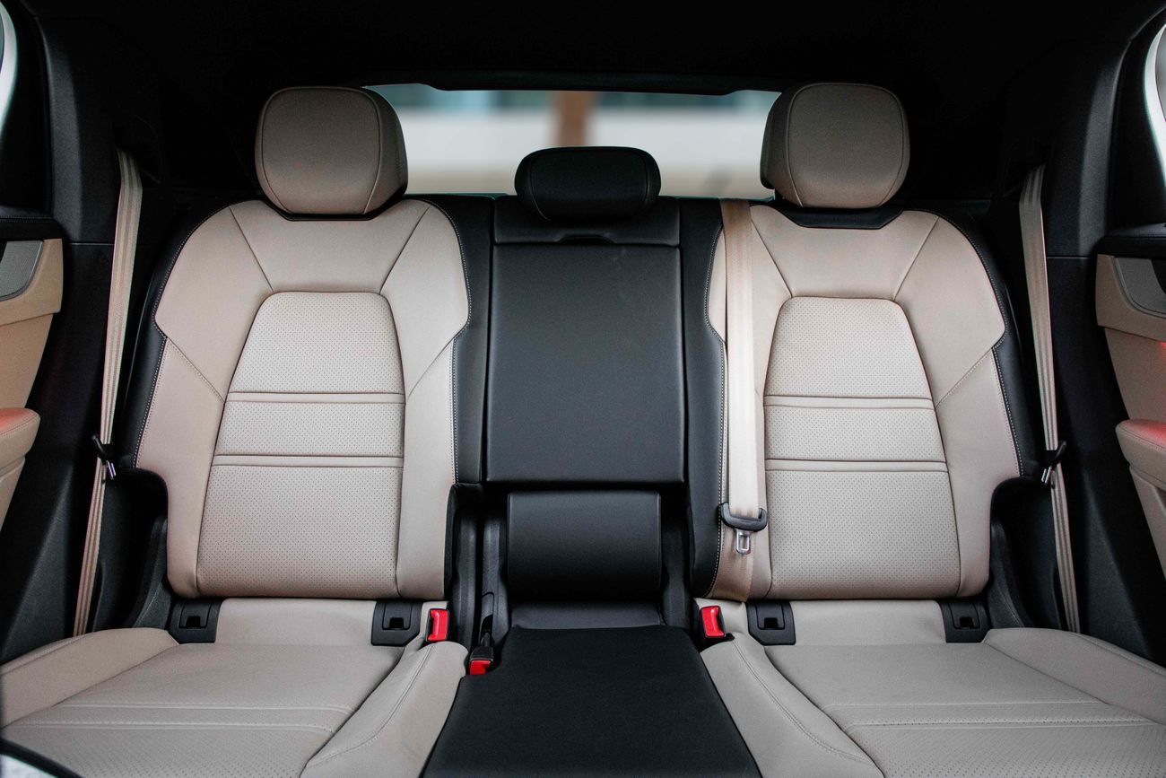 بورش كايان Cayenne Coupe | 9,107 P.M | 0% Downpayment | Special Edition | Warranty | British Racing Green