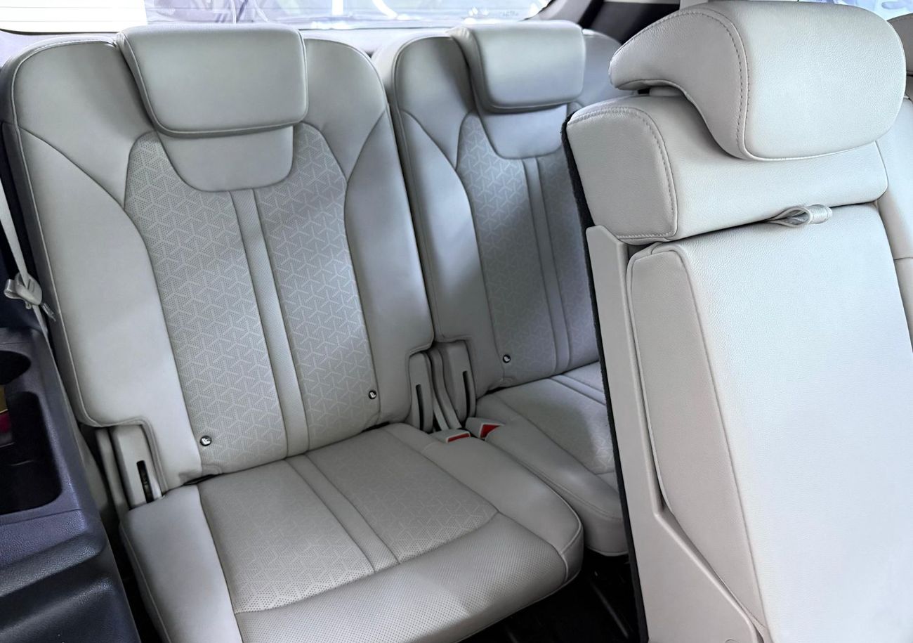 كيا سورينتو 2022 Kia Sorento DLX, 2027 Kia Warranty, Full Kia Service History, 7 Seater, GCC