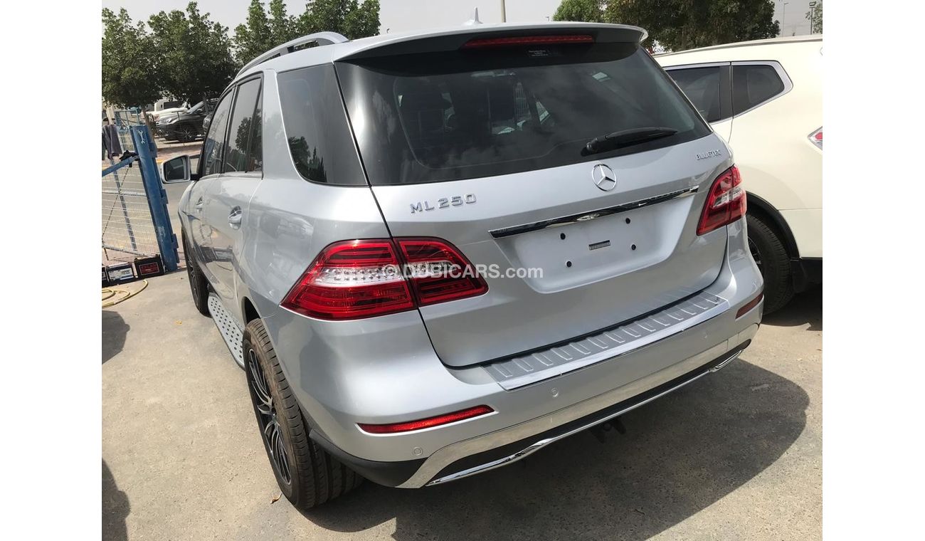 Mercedes-Benz ML 250 DIESEL FULL OPTION RIGHT HAND DRIVE
