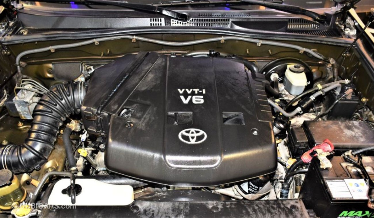 Toyota Prado AMAZING! Toyota Prado VX! 2006 Model! in Grey Color GCC Specs!