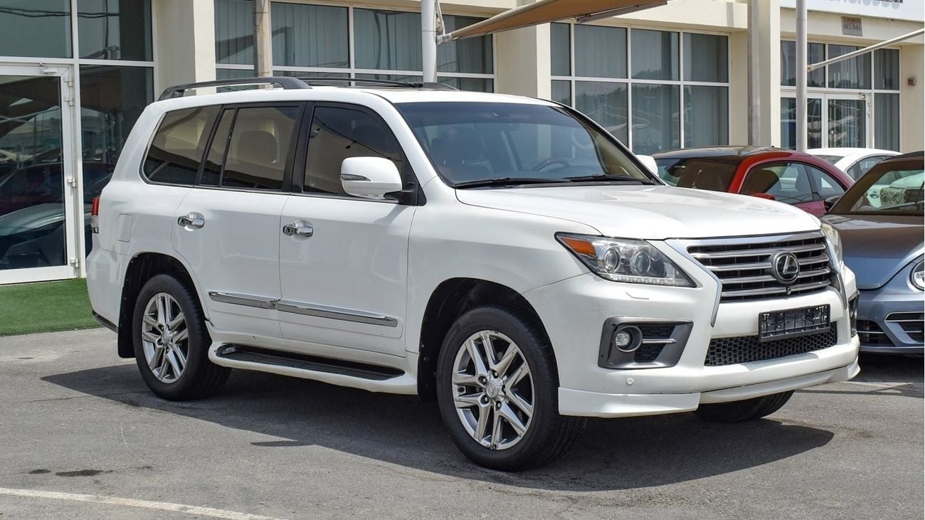 Lexus LX 570 S