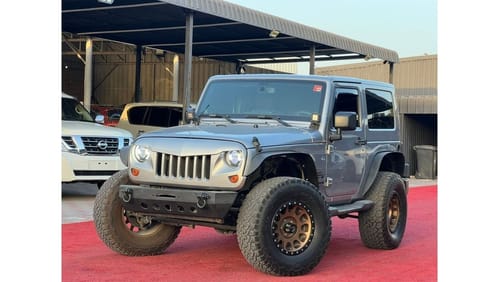 جيب رانجلر جيب رانجلر سبورت موديل : 2013 الممشي : 135,000 كم السعر : 49.000 درهم  قير عادي V6/3.6L  مواصفات خلي