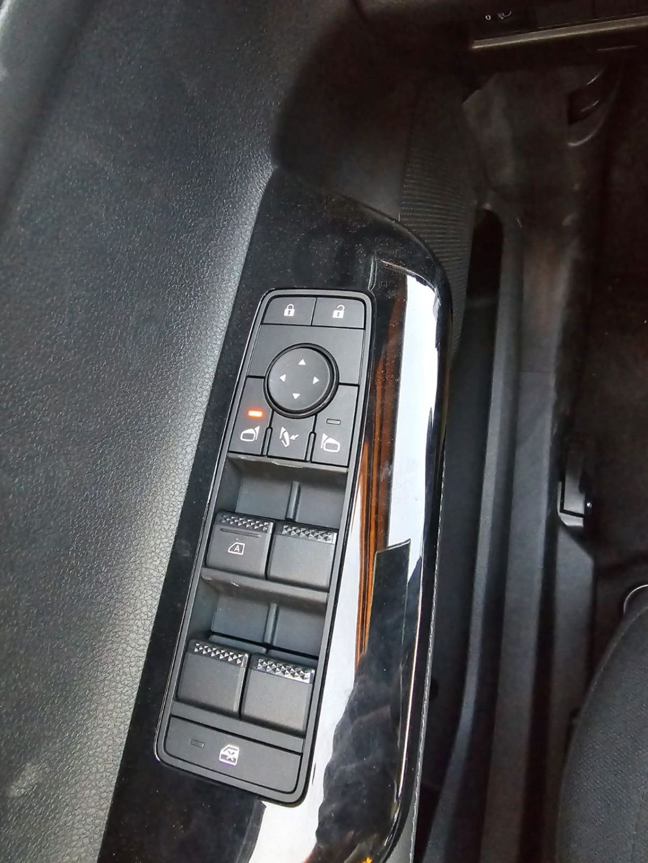 Mitsubishi Xforce 2025 MITSUBISHI XFORCE 1.5 H-LINE