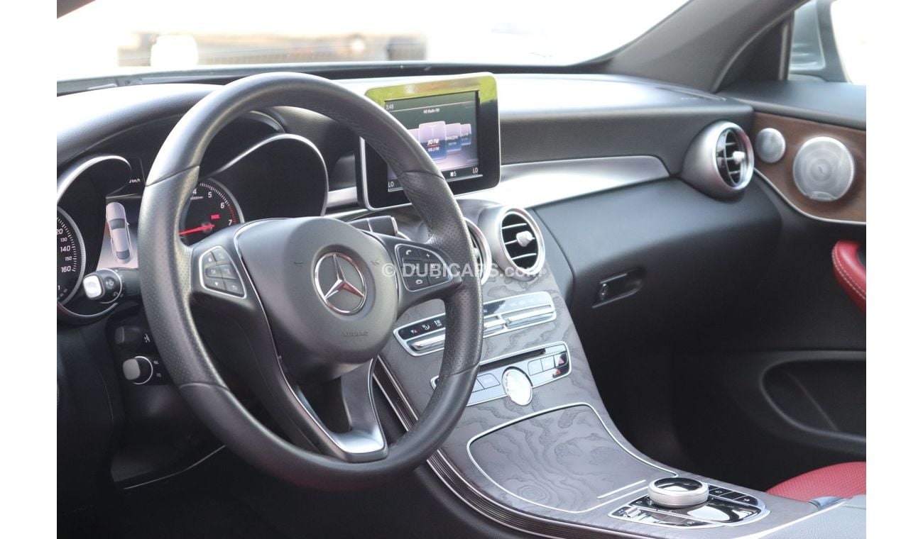 مرسيدس بنز C 300 كوبيه = NEW ARRIVAL = FREE REGISTRATION = WARRANTY = BANK FINANCE AVAILABLE