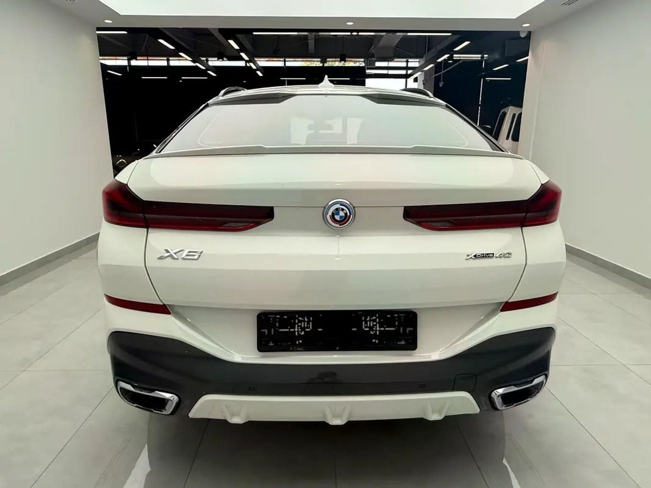 بي أم دبليو X6 xDrive40i M sport | GCC Specs | M Sport | AWD | Clean Condition