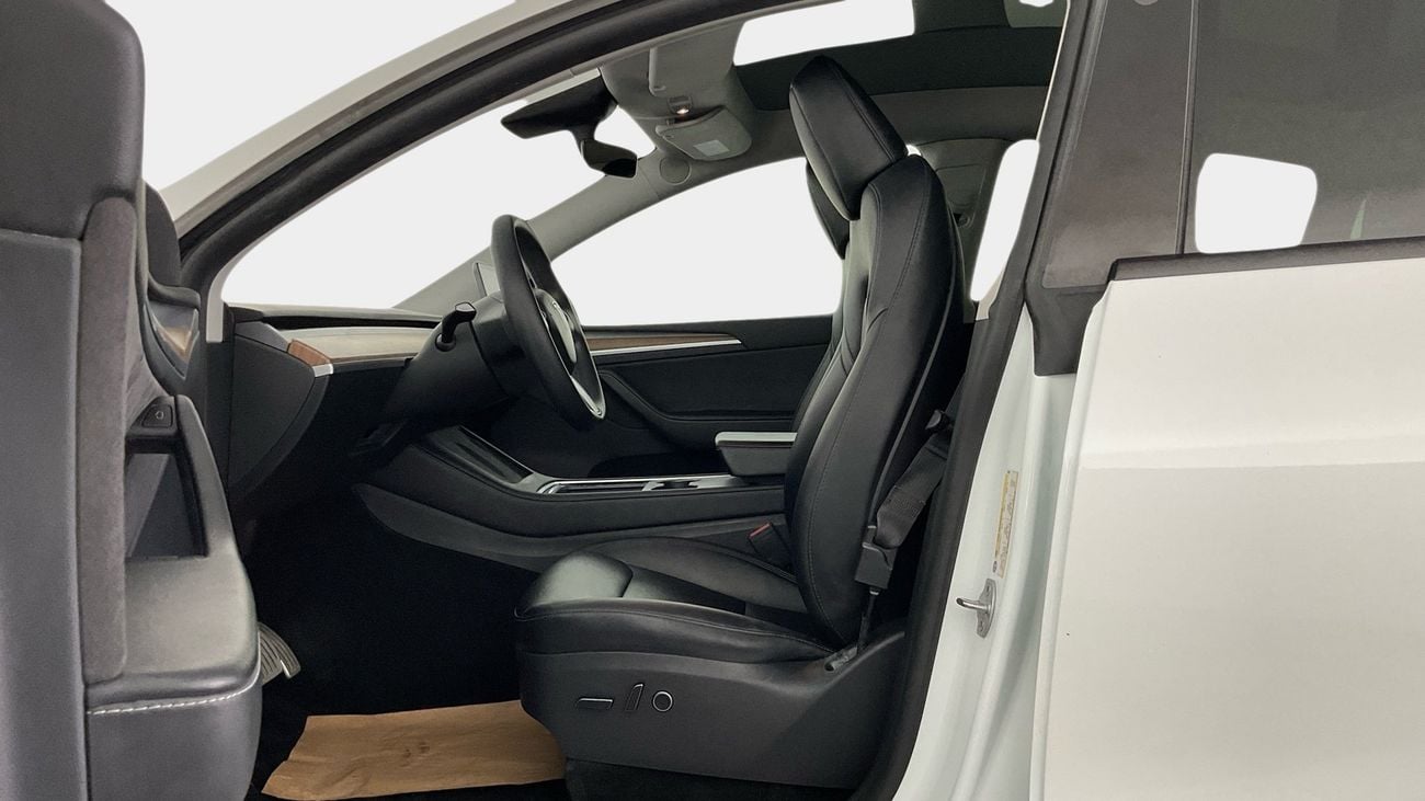 تسلا موديل Y Performance (Dual Motor) | شامل الضمان | 0 ﺪﻔﻋﺓ ﺃﻮﻟﻯ