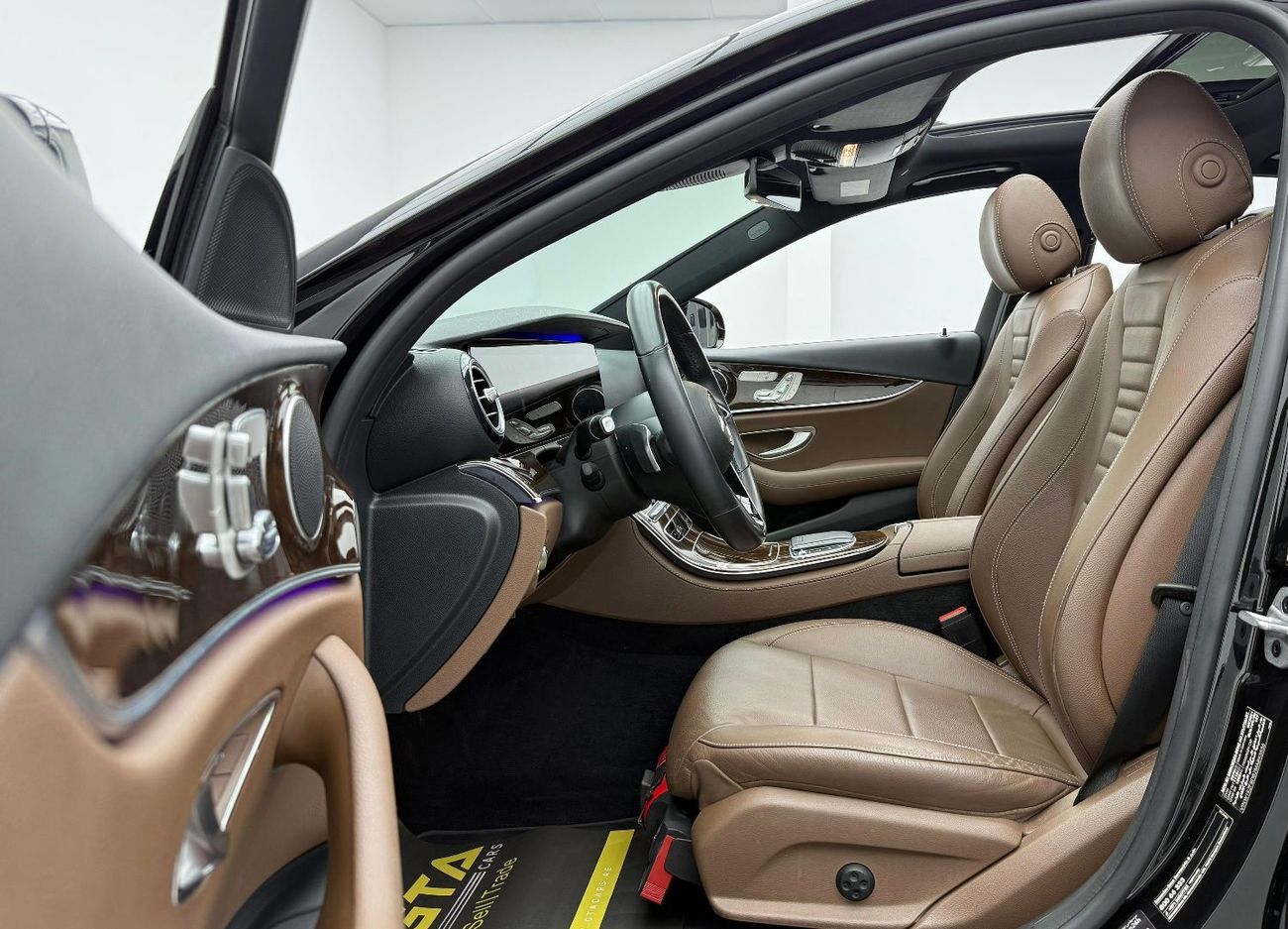 مرسيدس بنز E300 Premium 2.0L 2021 Mercedes Benz E300, 2027 Mercedes Warranty, Full Mercedes Service History, Low Km,