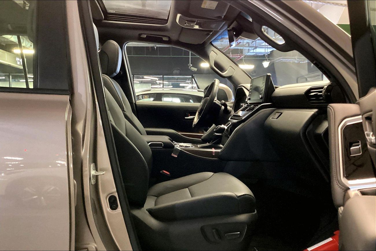 Toyota Land Cruiser GXR | Guaranteed Warranty | 0 Down Payment