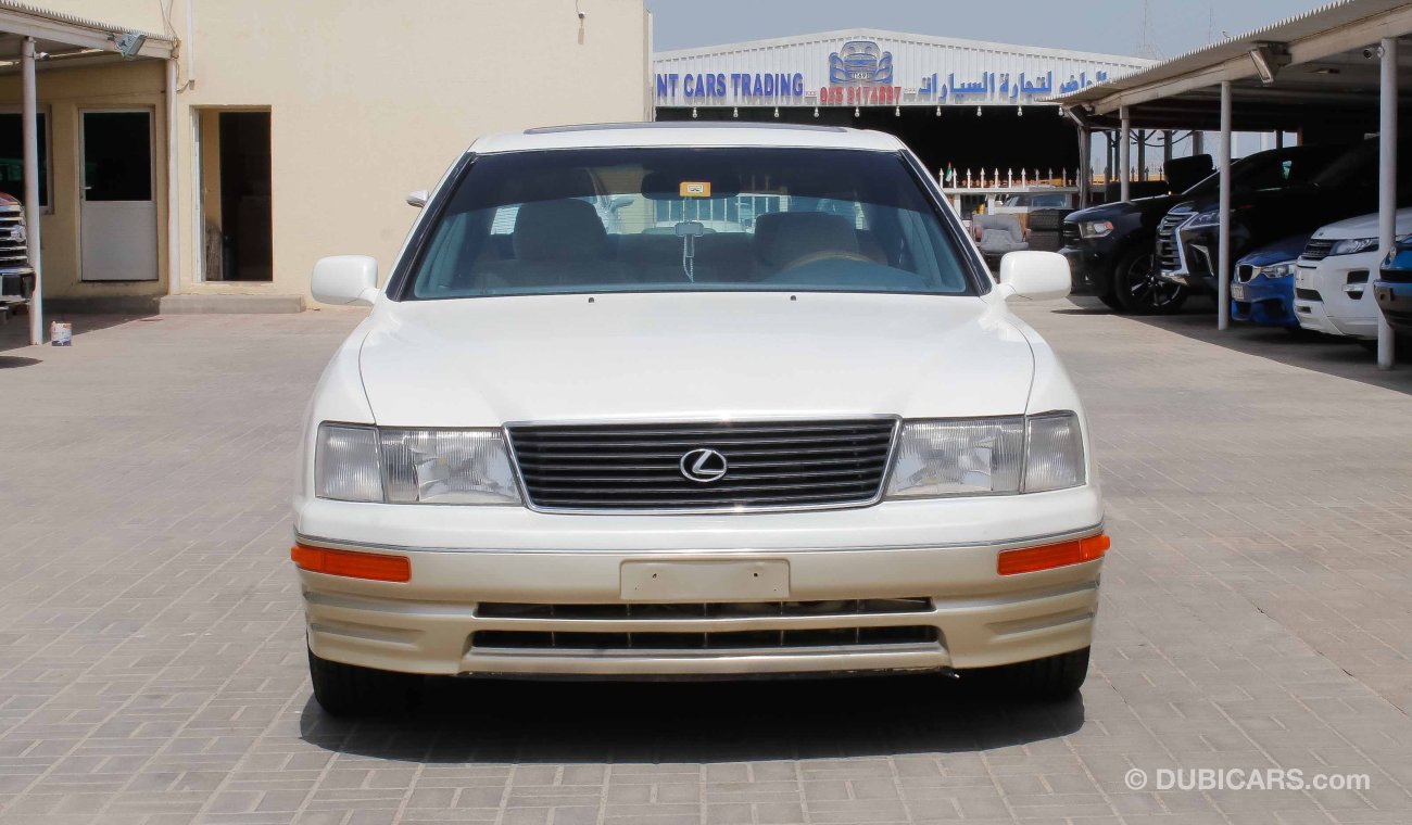 Lexus LS 400