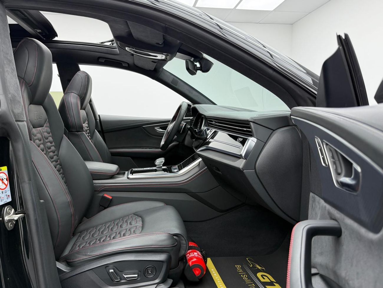 Audi RS Q8 TFSI quattro 4.0L 2023 Audi RSQ8 Quattro, 2026 Audi Warranty, 2028 Audi Service Pack, Full Audi Serv