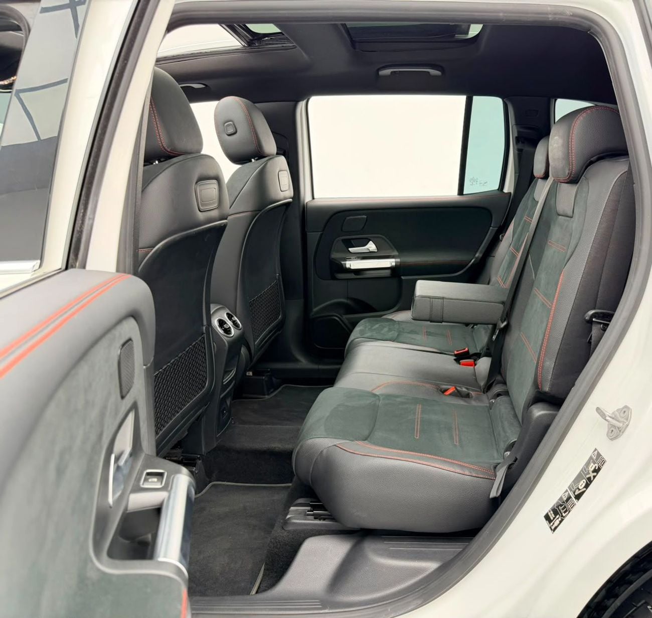 Mercedes Benz GLB250 4MATIC