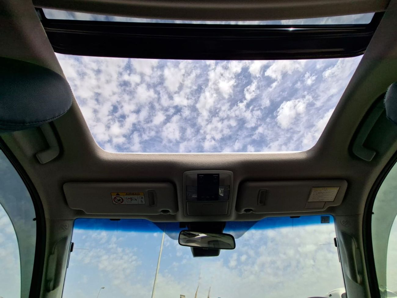 Toyota Prado TX 2.8L Japanese Car 457km driven Diesel engine 4WD Automatic Gear 7 Seats 5 Doors