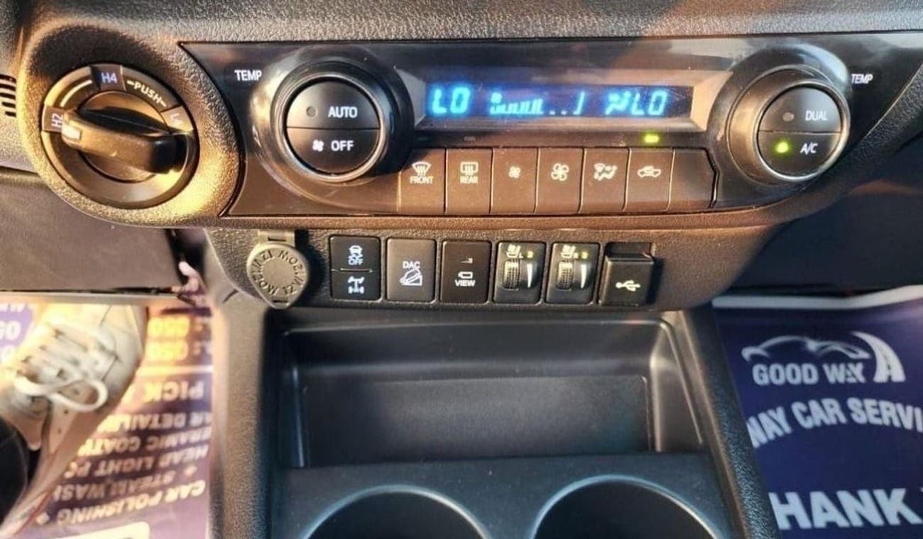 Toyota Hilux Toyota Hilux pickup double cabine 4.0 L 6 cylinder gasoline 2022