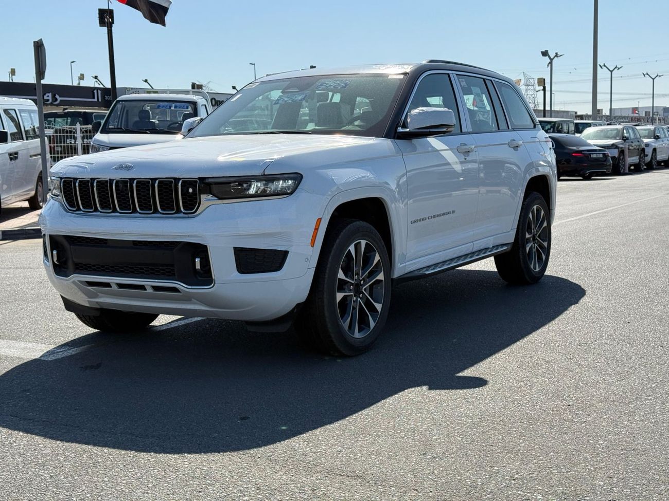 Jeep Grand Cherokee EXPORT PRICE - Grand Cherokee Overland 3.6L