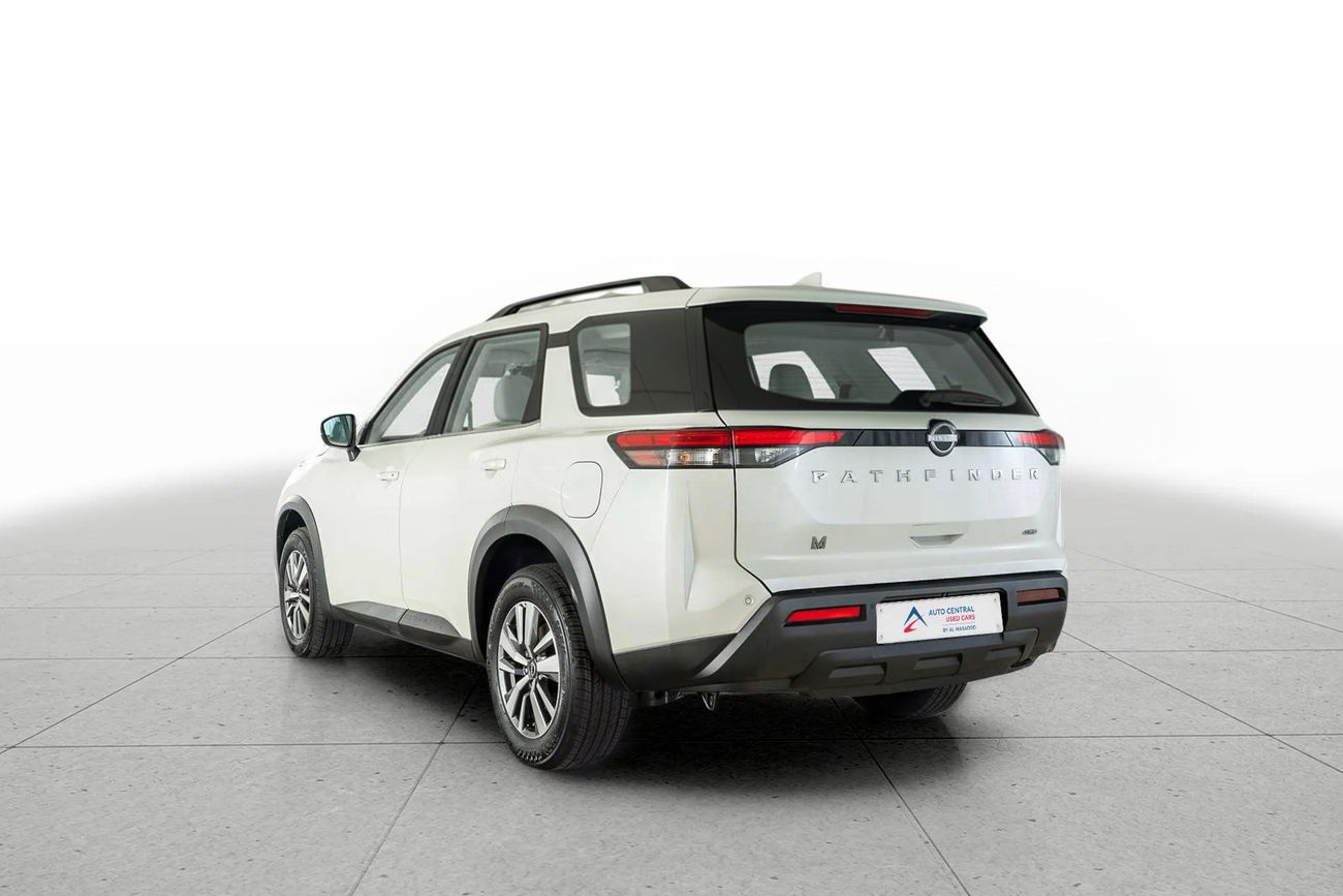 Nissan Pathfinder S 3.5