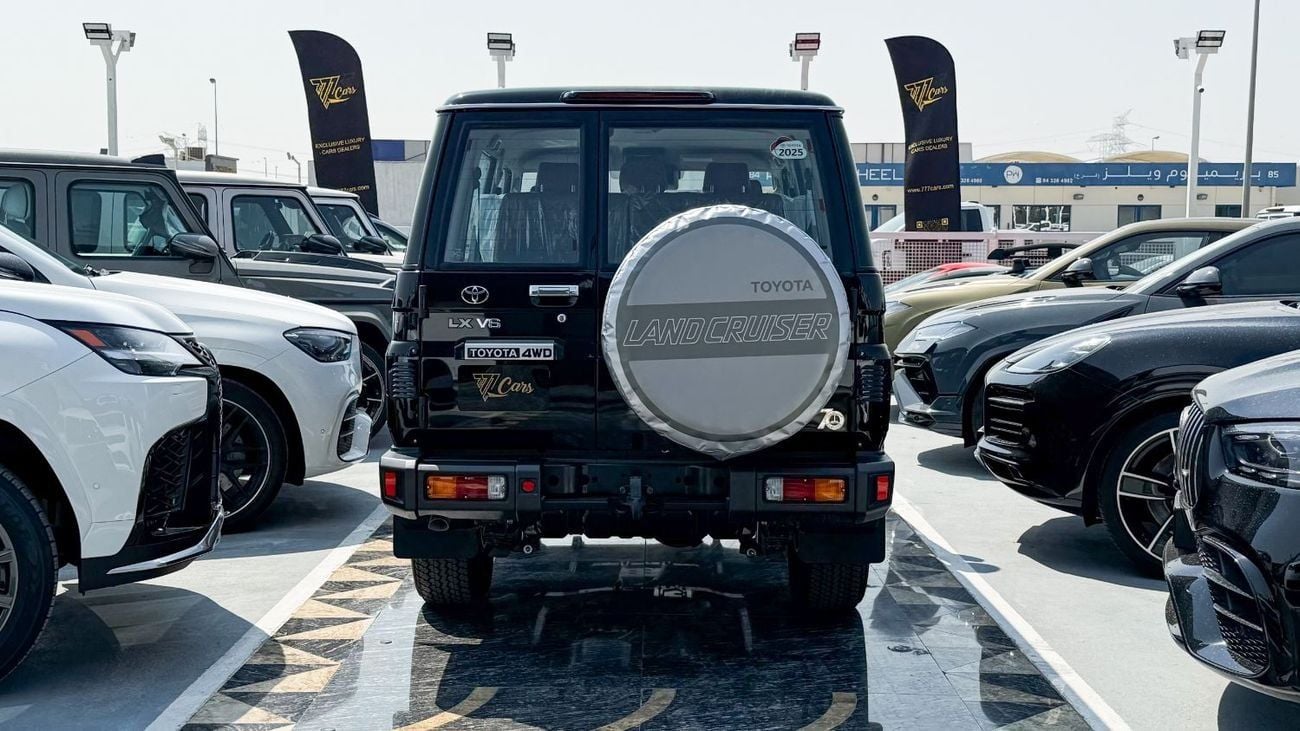 تويوتا لاند كروزر 70 TOYOTA LAND CRUISER HARD-TOP (70 SERIES) A/T 4.0L - 2025