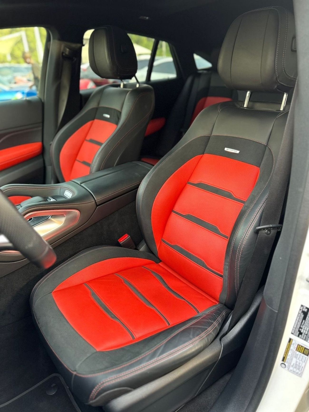 Mercedes-Benz GLE 53 AMG MERCEDES BENZ AMG GLE 53 2023 Perfect condition  Full option Full Carbon Fiber