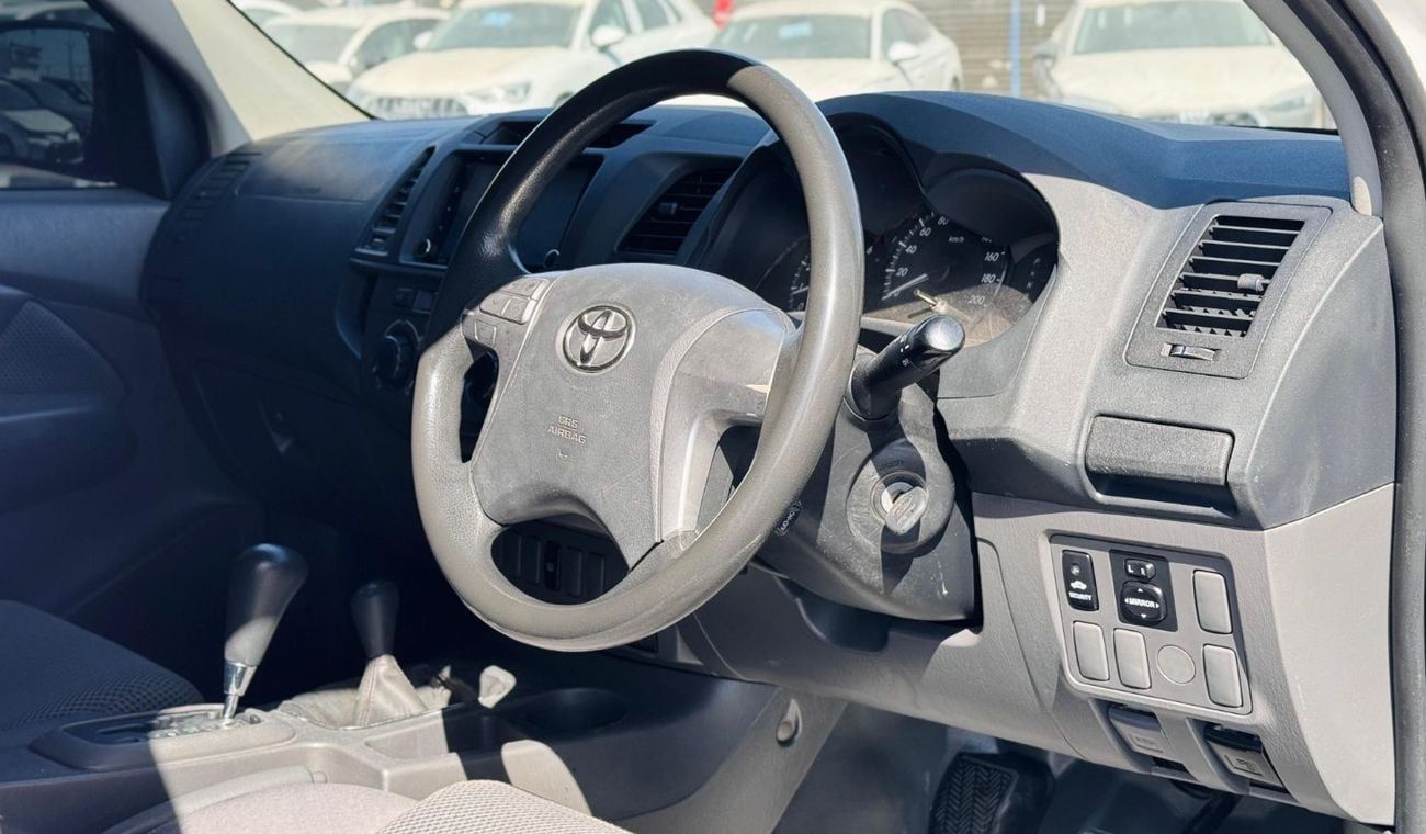 تويوتا هيلوكس EXCELLENT CONDITION | RHD | 2013 | 3.0L DIESEL ENGINE | LATEST SPORTS BAR