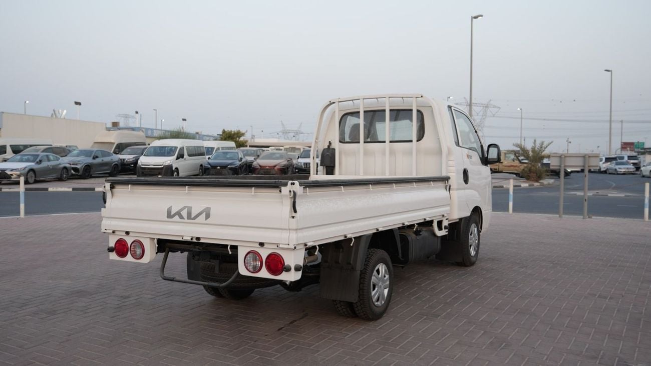 Kia K2700