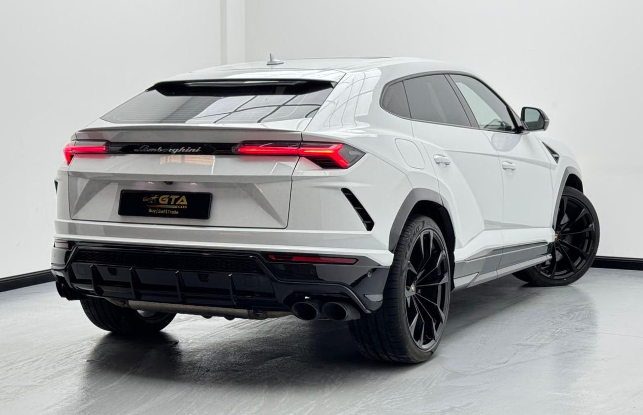Lamborghini Urus STD 4.0T V8 2019 Lamborghini Urus, Lamborghini Service History, 1 Year Warranty, GCC