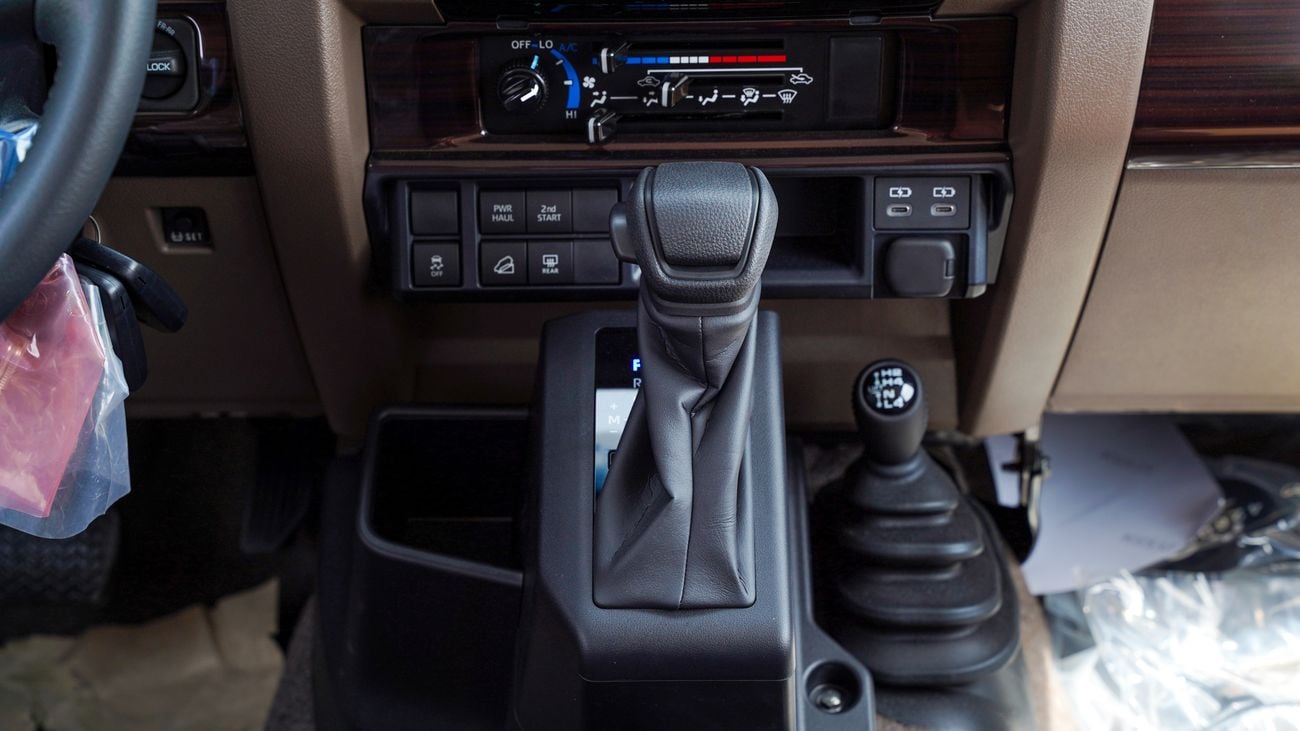 Toyota Land Cruiser 70