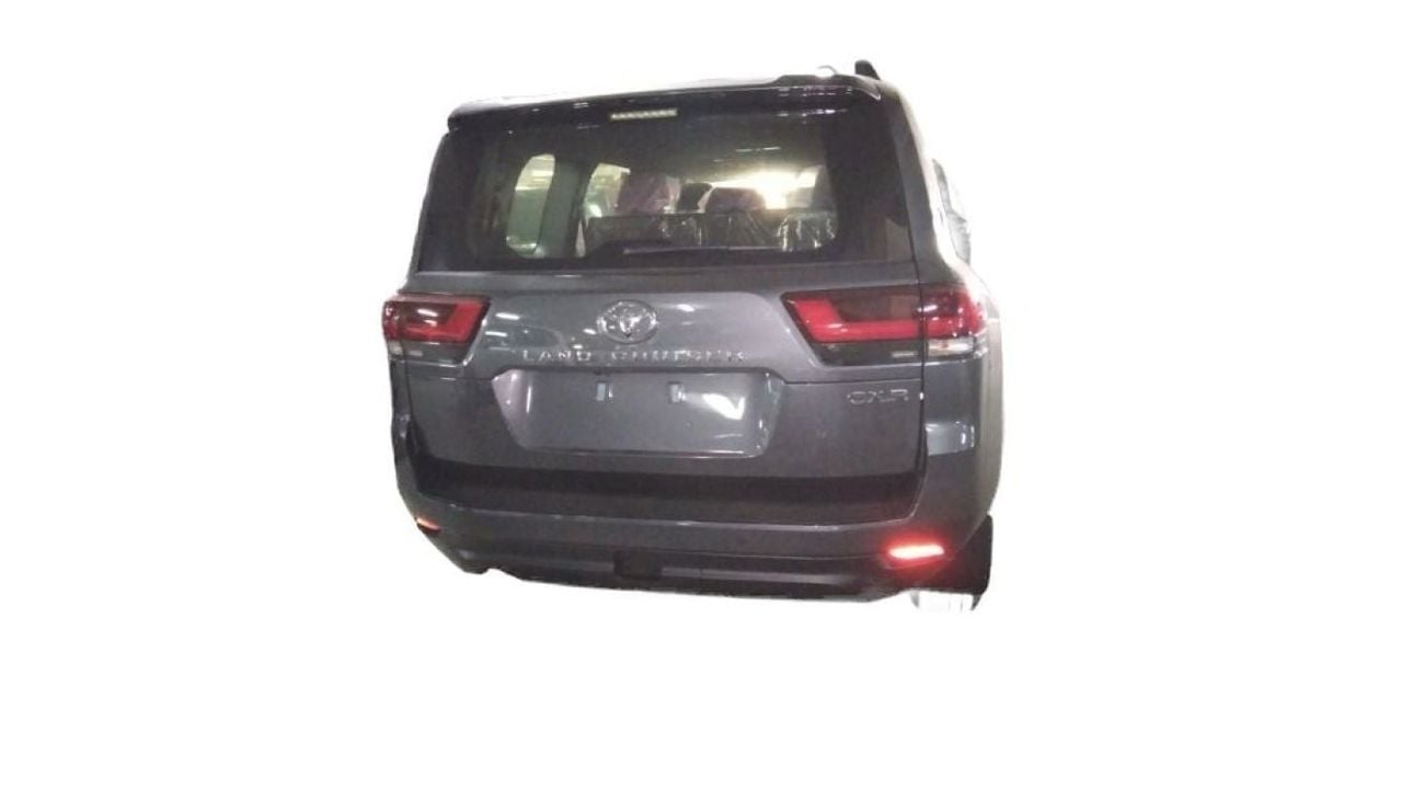 تويوتا لاند كروزر TOYOTA LAND CRUISER 300 GXR V6 3.3L DIESEL 7