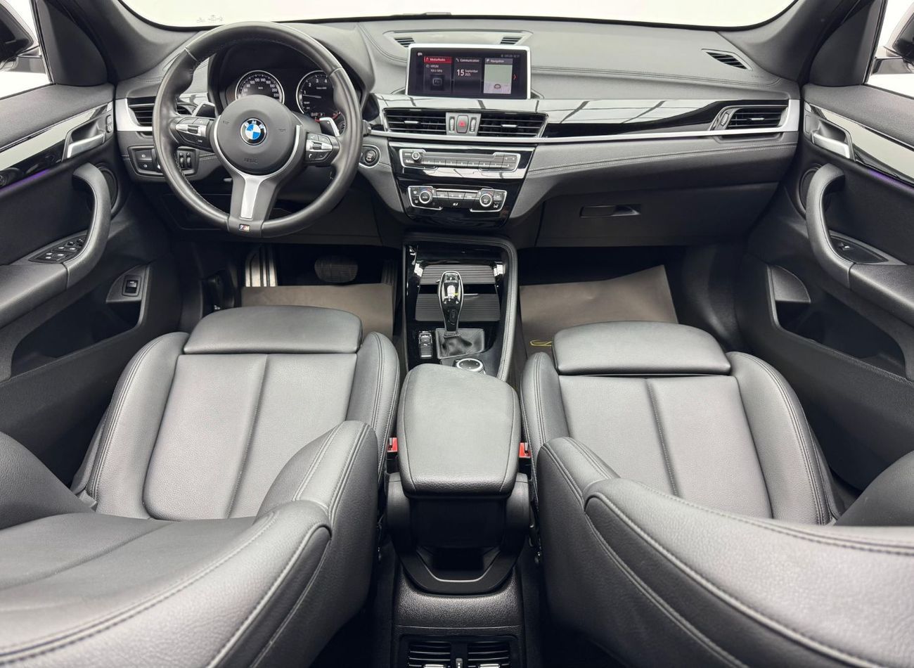 بي أم دبليو X1 2022 BMW X1 sDrive20i M-sport, BMW Service History, 2026 BMW Warranty & Service Contract, GCC