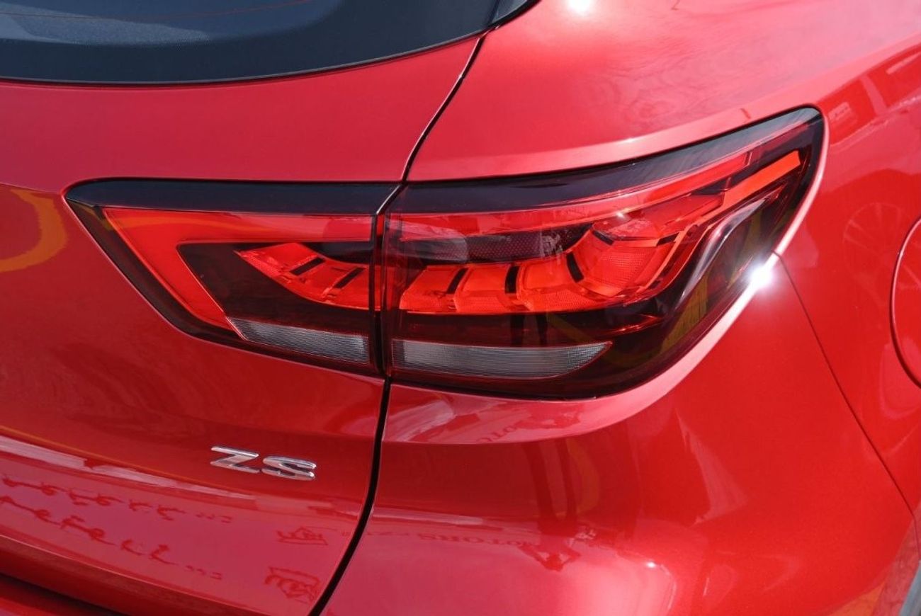 أم جي ZS MG ZS Trophy 1.3L Turbo Petrol, 3 Cylinder, GCC Spec Color Silver, Model 2023