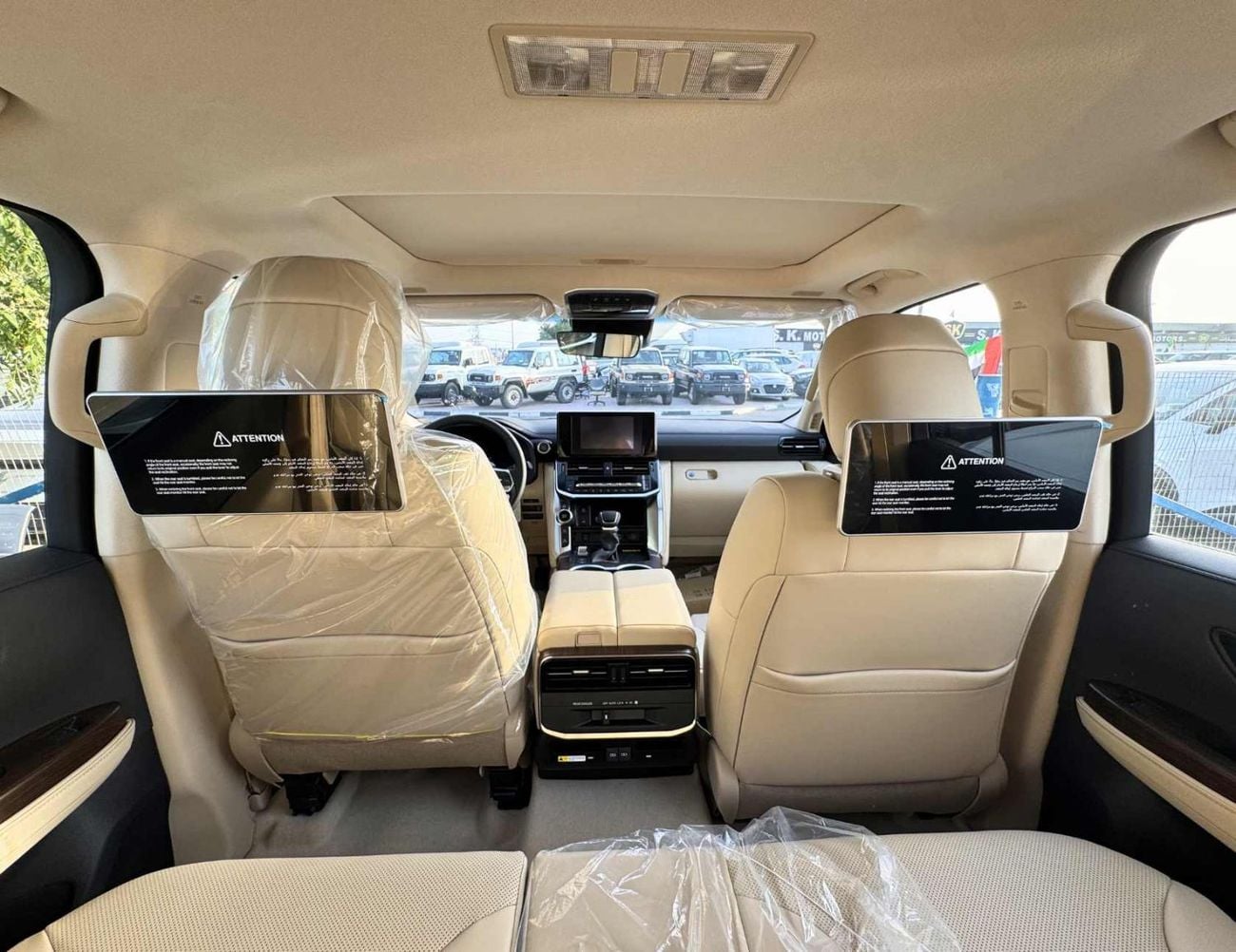 Toyota Land Cruiser GXR HIGH OPTION 4.0L PETROL V6 OMAN SPECS  | RADAR | 360 CAMERA | SOFT CLOSE DOOR | REAR WIRELESS CH