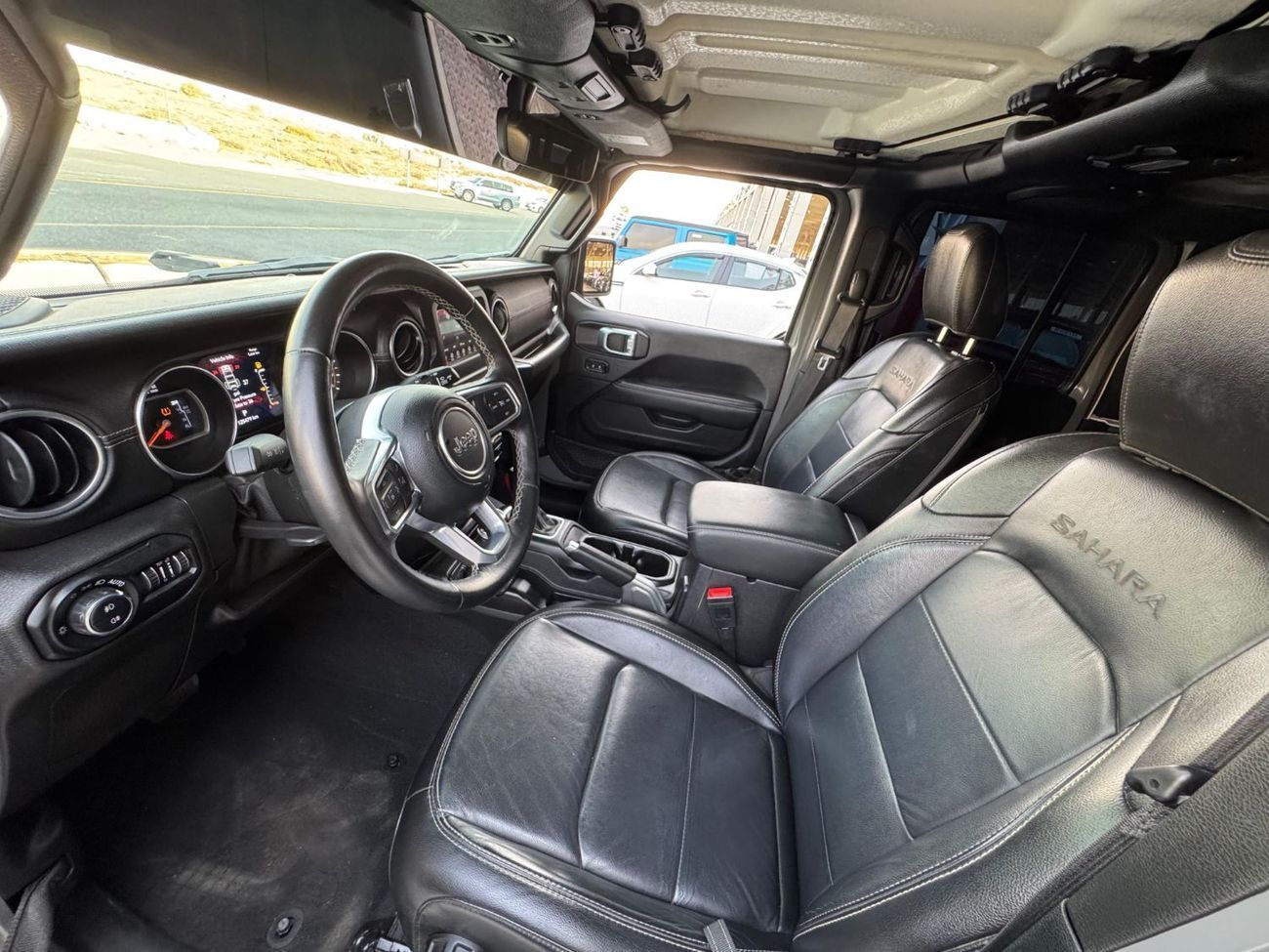 Jeep Wrangler Unlimited Sahara 3.6L SAHARA / V6 3.6L / GCC / AGENCY CHECKS/ KEYLESS ENTRY / REMOTE START / BLIND S