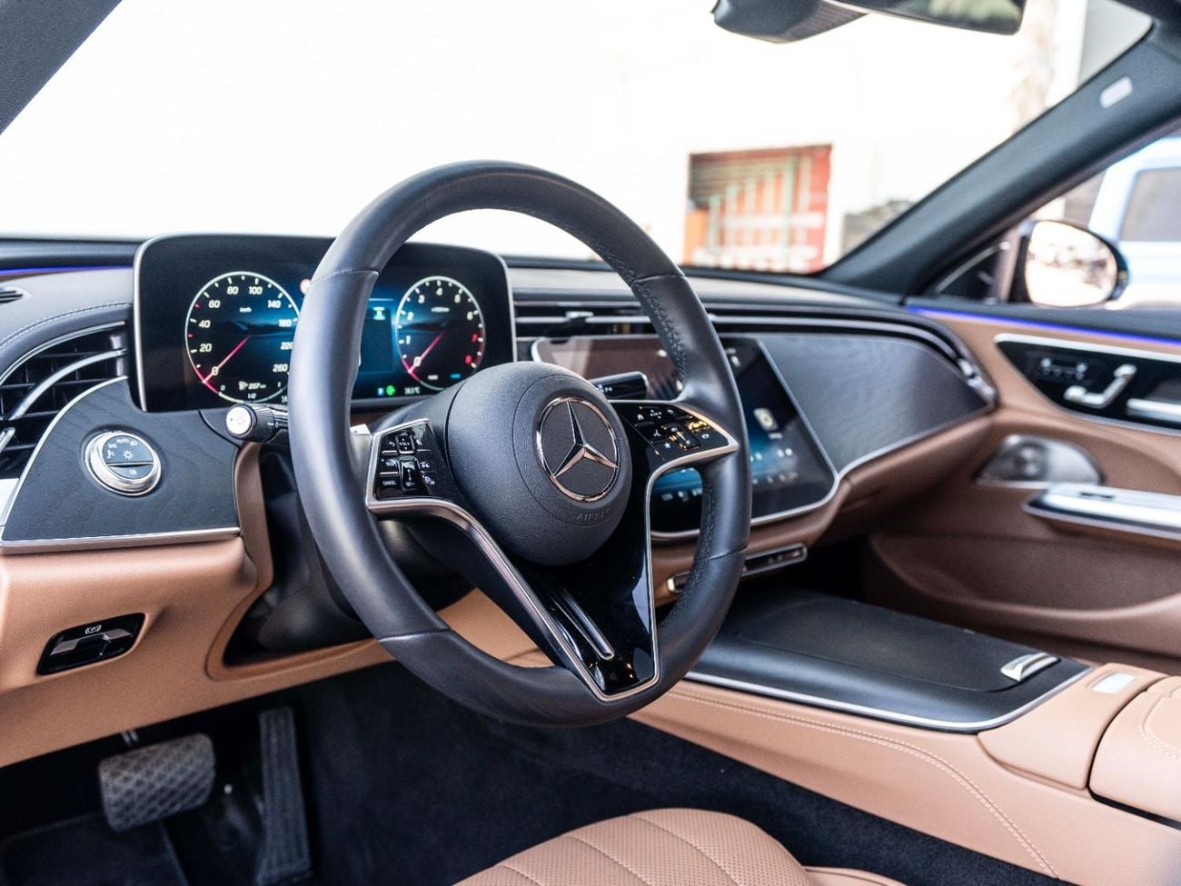 مرسيدس بنز E200 STD