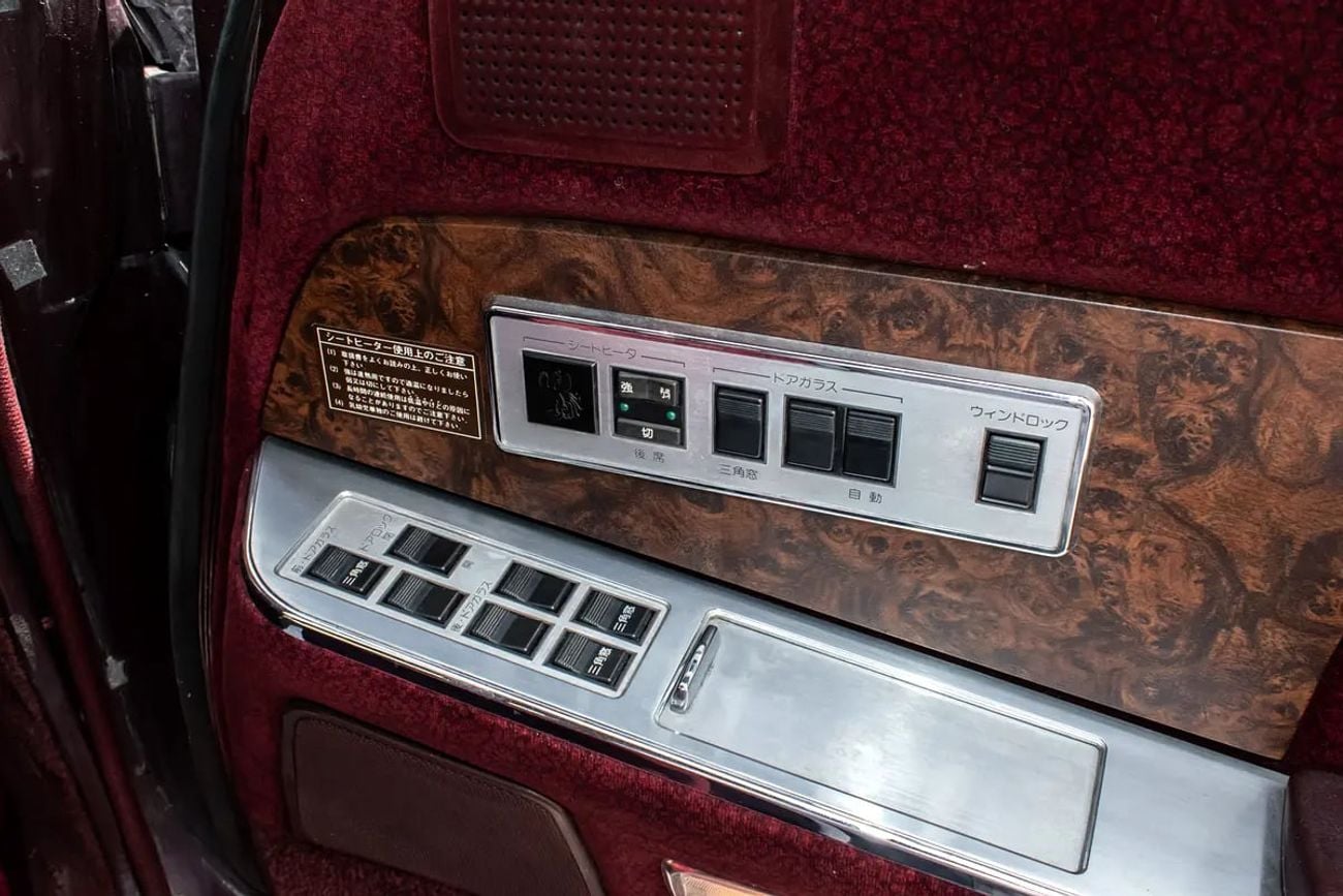 Toyota Century JAPAN IMPOTERD - ONLY 53,000 KM