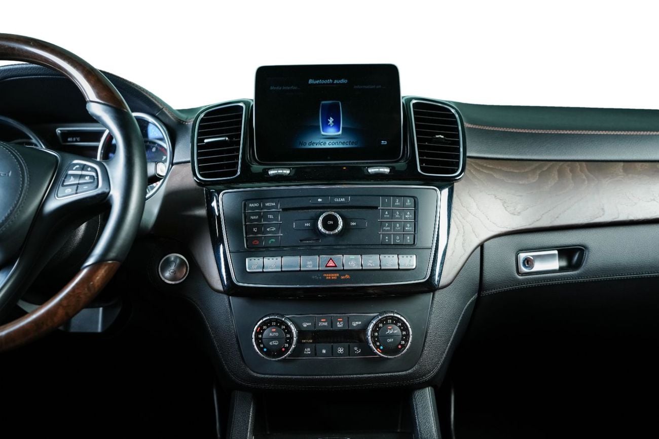 Mercedes Benz GLS500 STD