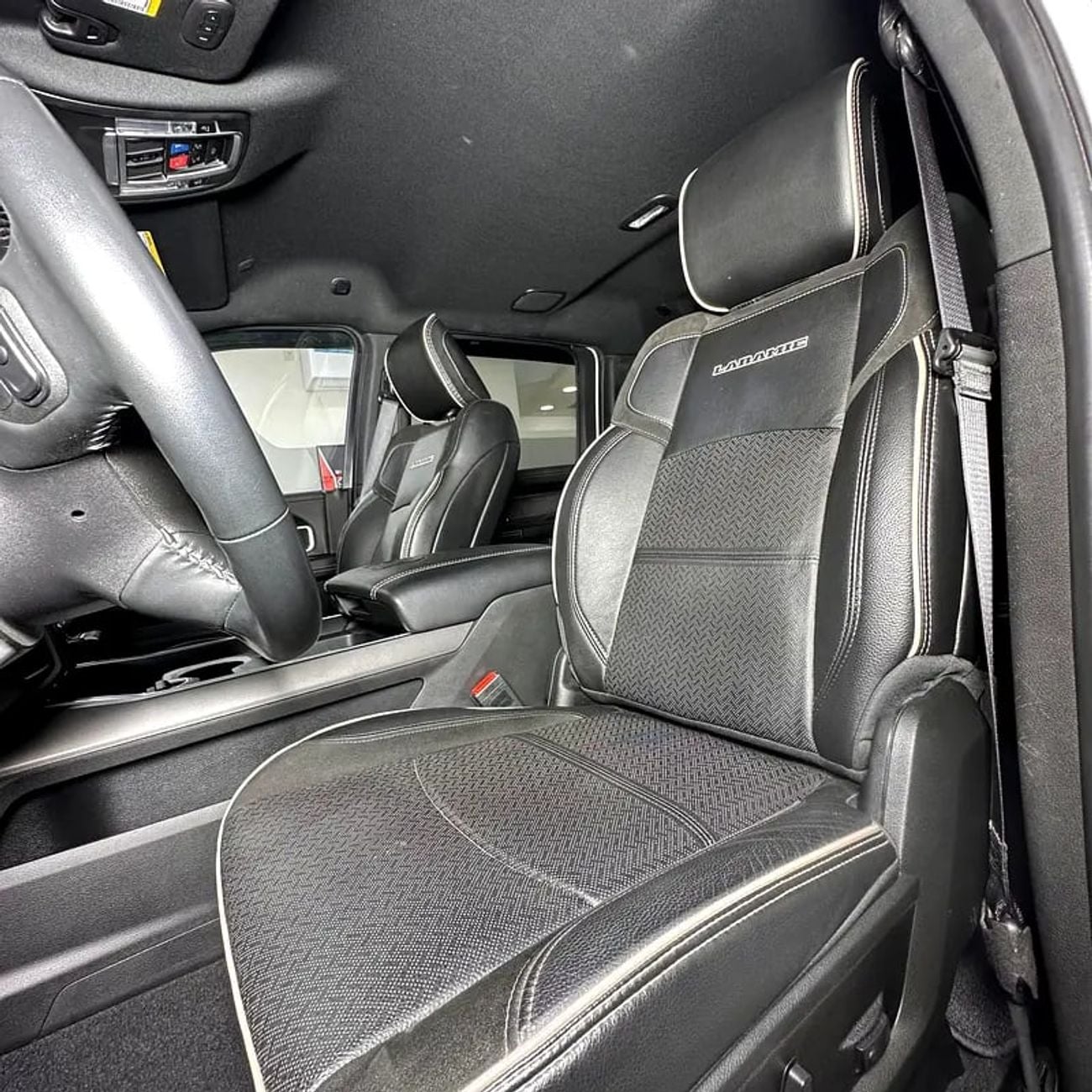 RAM 2500 DODGE DIESEL TURBO - LARAMIE