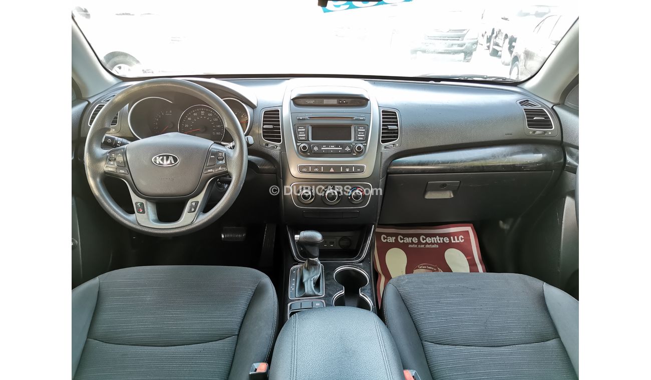 Kia Sportage 2.4L, 17" Rims, DRL LED Headlights, Active ECO Control, Bluetooth, Fabric Seats, USB (LOT # 241)