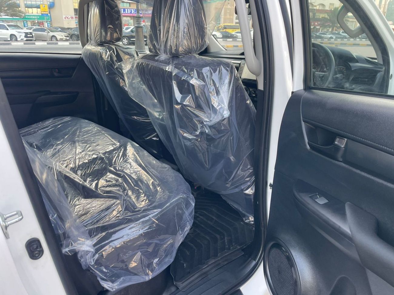 Toyota Hilux NEW HILUX 2.8 DIESEL  RIGHT HAND AUTOMATIC GEAR