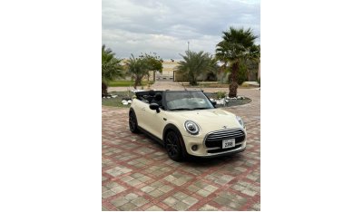 Mini Cooper caovertabil