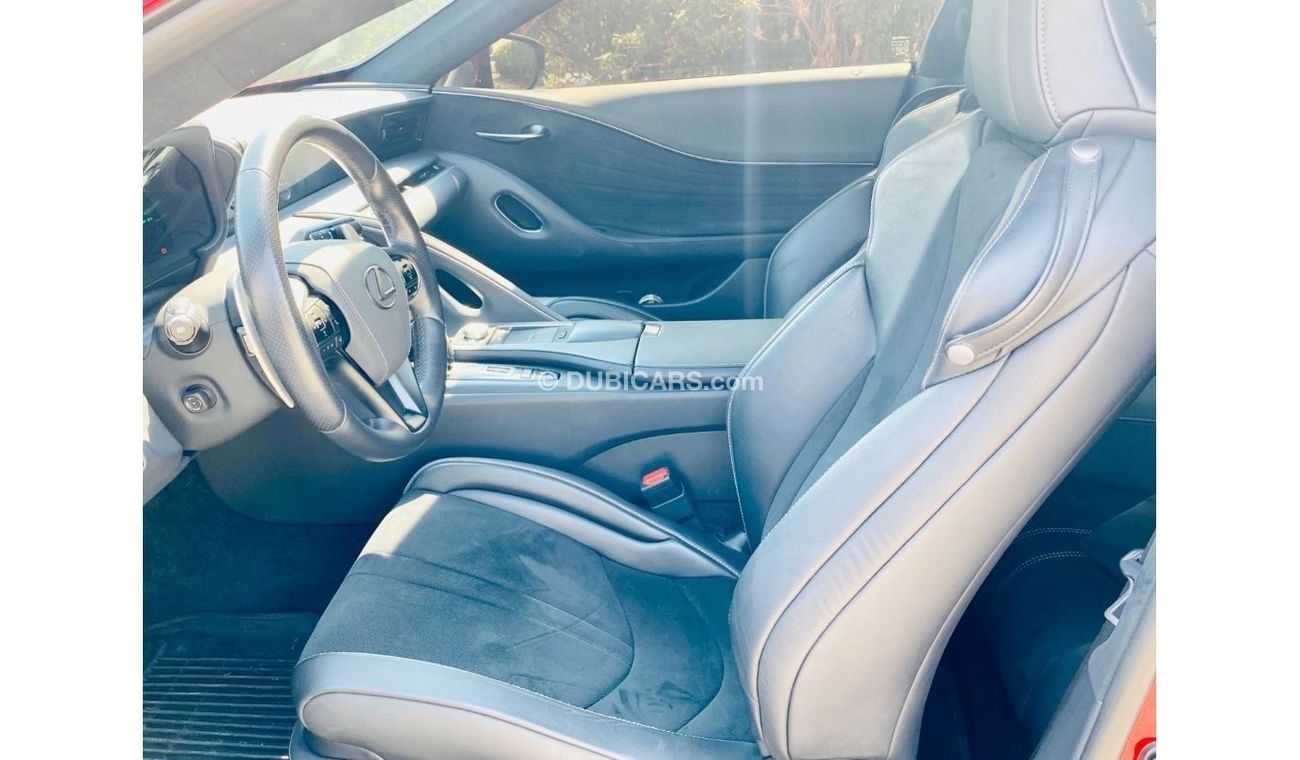 لكزس LC 500 5.0L V8 Carbon Fiber Roof Perfect Condition 2018 Model